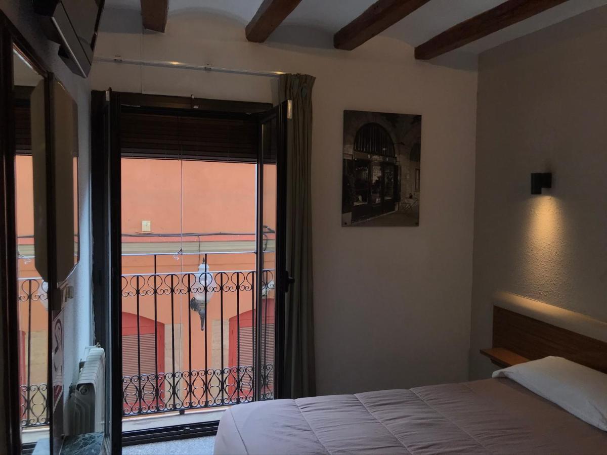 Hostal Radio Barcelona Exterior photo